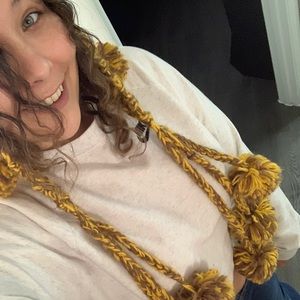 Meet your Posher, Cleora